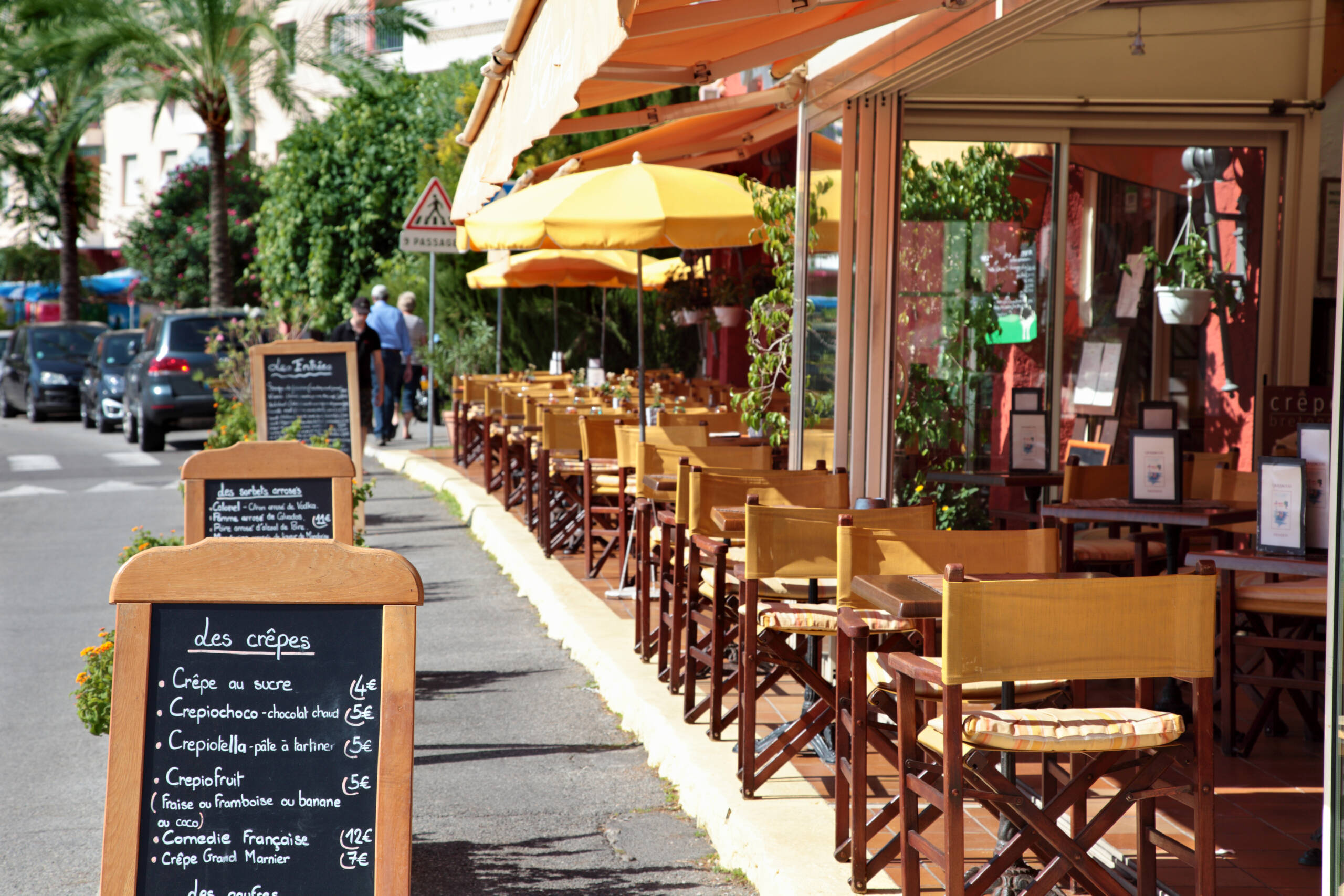 Alushi – Falafel & Shawarma
